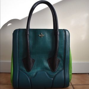 Pour La Victoire Butler Tote
